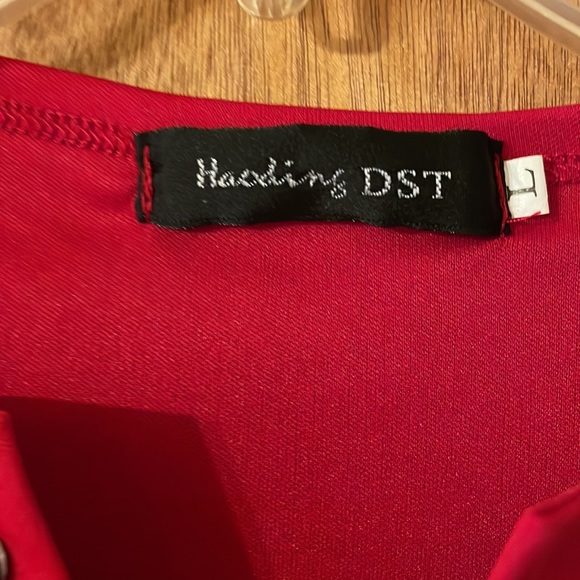 Vintage Haoding DST Brand, 3 buttons, short sleeve, silky soft red shirt (mlb) - Picture 2 of 9